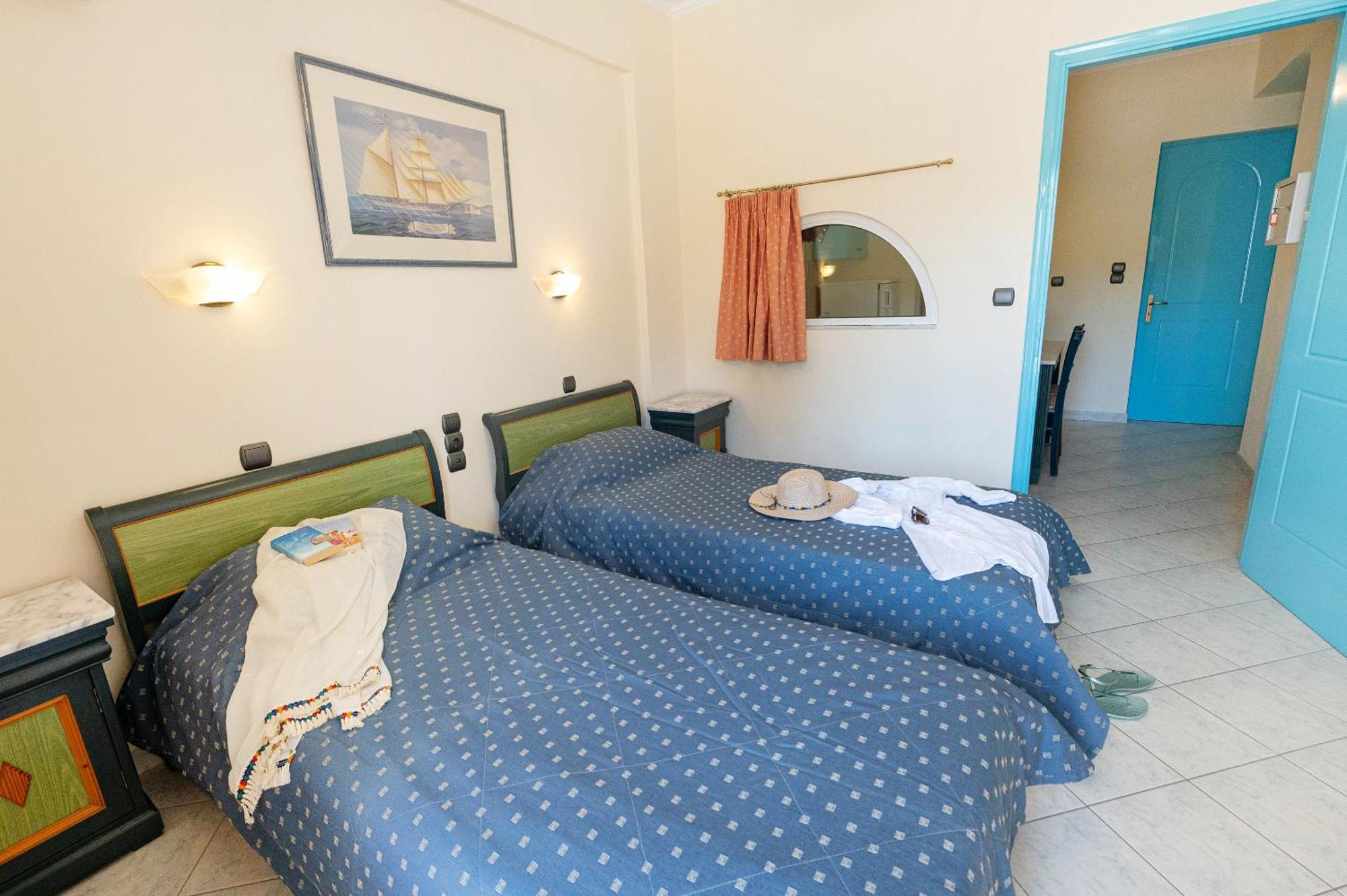 Maria Poros Apartment